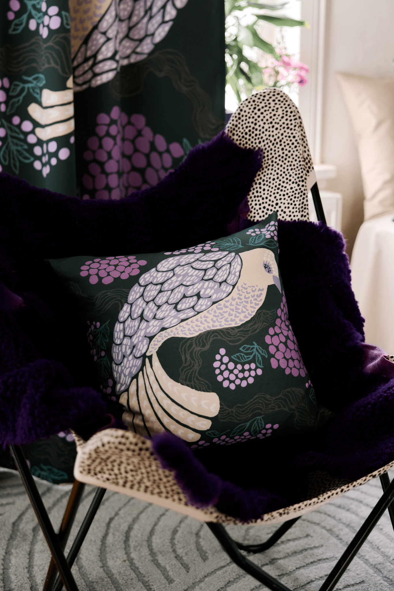 108910-7851_1; Vallila Viserrys-koristetyynynpäällinen Vihreä-violetti / 43x43 cm 